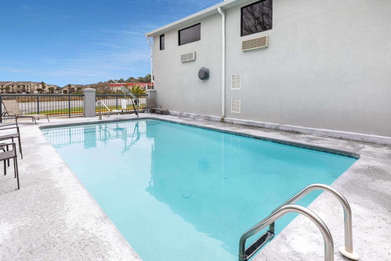 Baymont By Wyndham Biloxi - Ocean Springs Motel Exterior photo