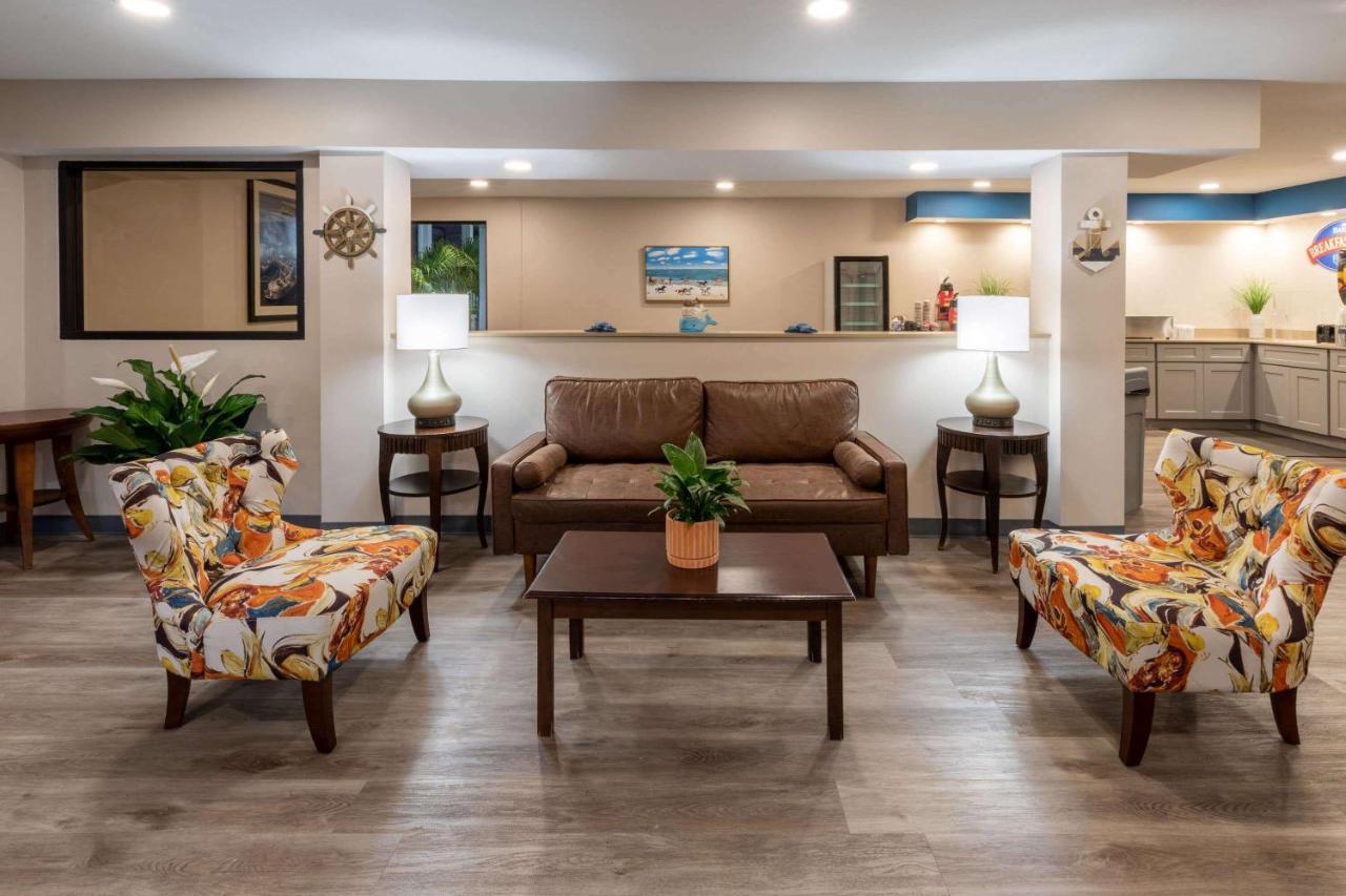 Baymont By Wyndham Biloxi - Ocean Springs Motel Exterior photo
